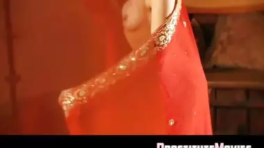 Samar Breel Video - Indian Wife Shows Off Her Body indian sex video