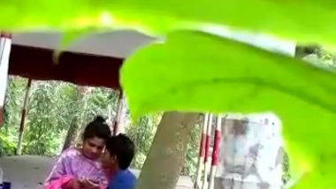 Jharkhand Hot Sex In Park - Park Ka Mzza indian sex video
